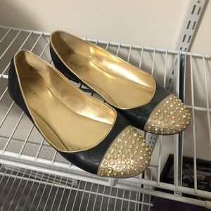 Nine West Black and Gold studded flats